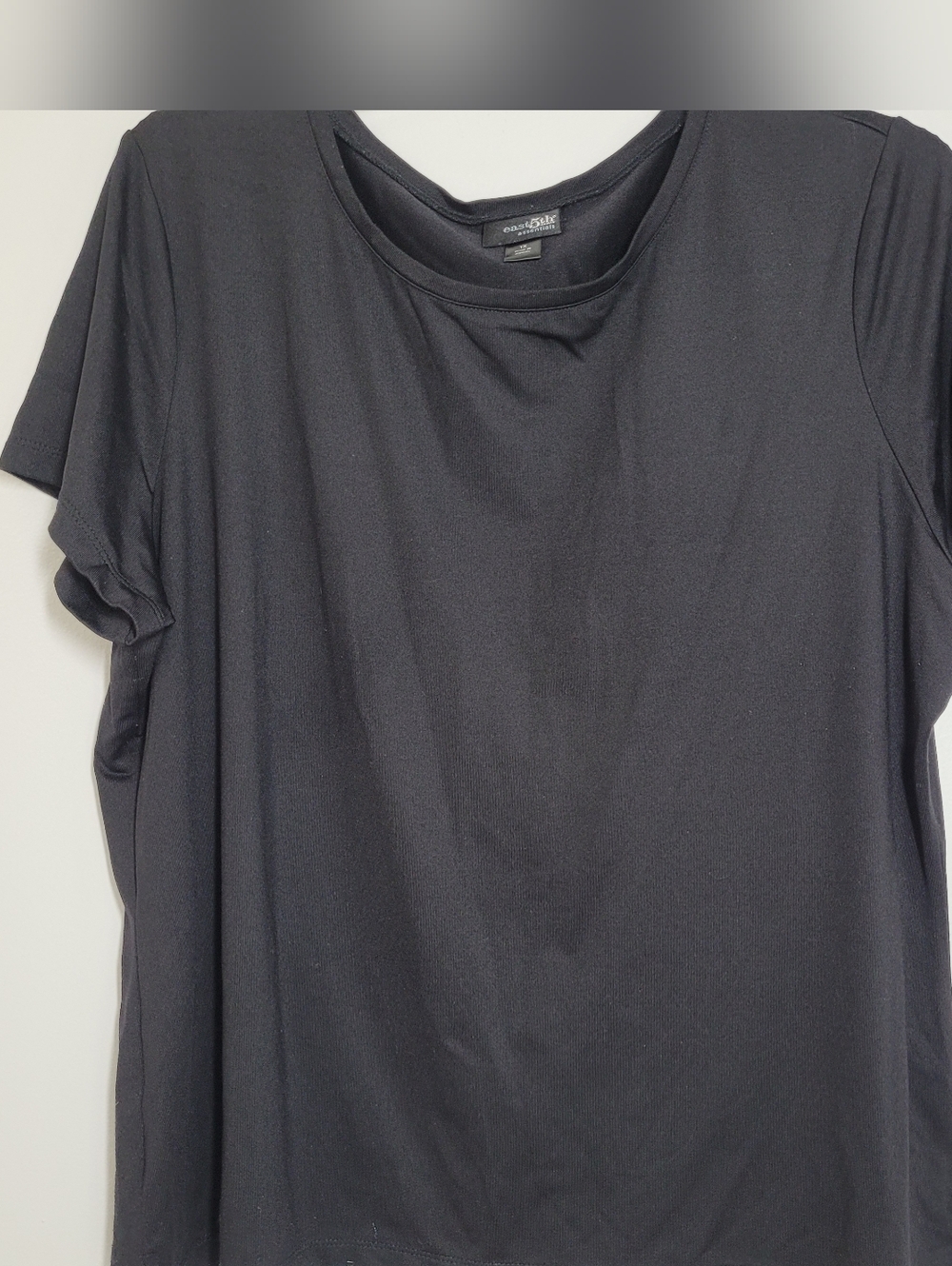 east 5th Street Black Short Sleeve Crewneck Tee 1X